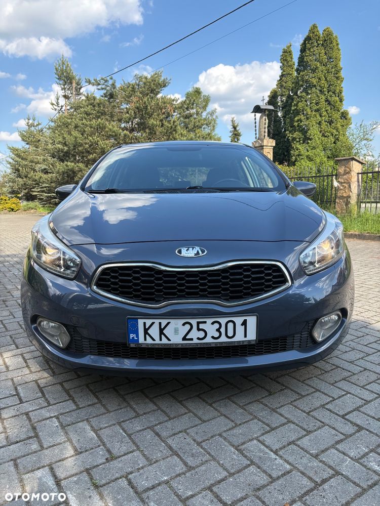 Kia Ceed 1.4 L - 3