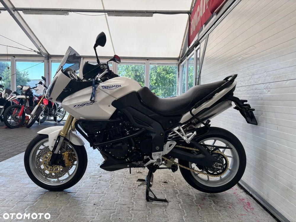 Triumph Tiger - 21