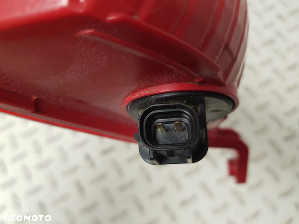 ORYGINALNA LAMPA PRZECIWMGIELNA TYLNA LEWA W ZDERZAK KIA RIO III 3 HB 11-14 92405-1w2 LEWY TYŁ - 10