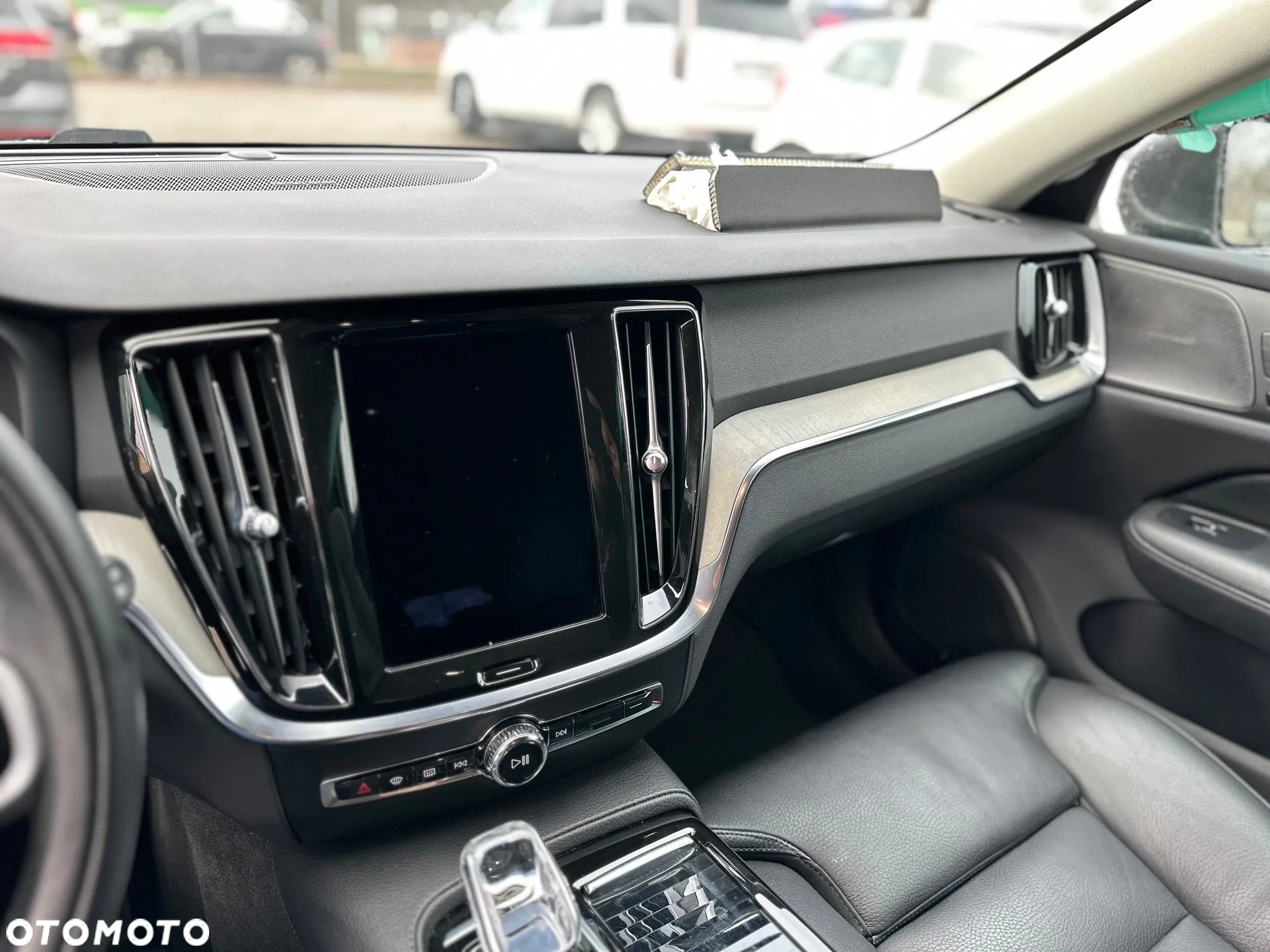 Volvo V60 T6 AWD Plug-In Hybrid Inscription - 14