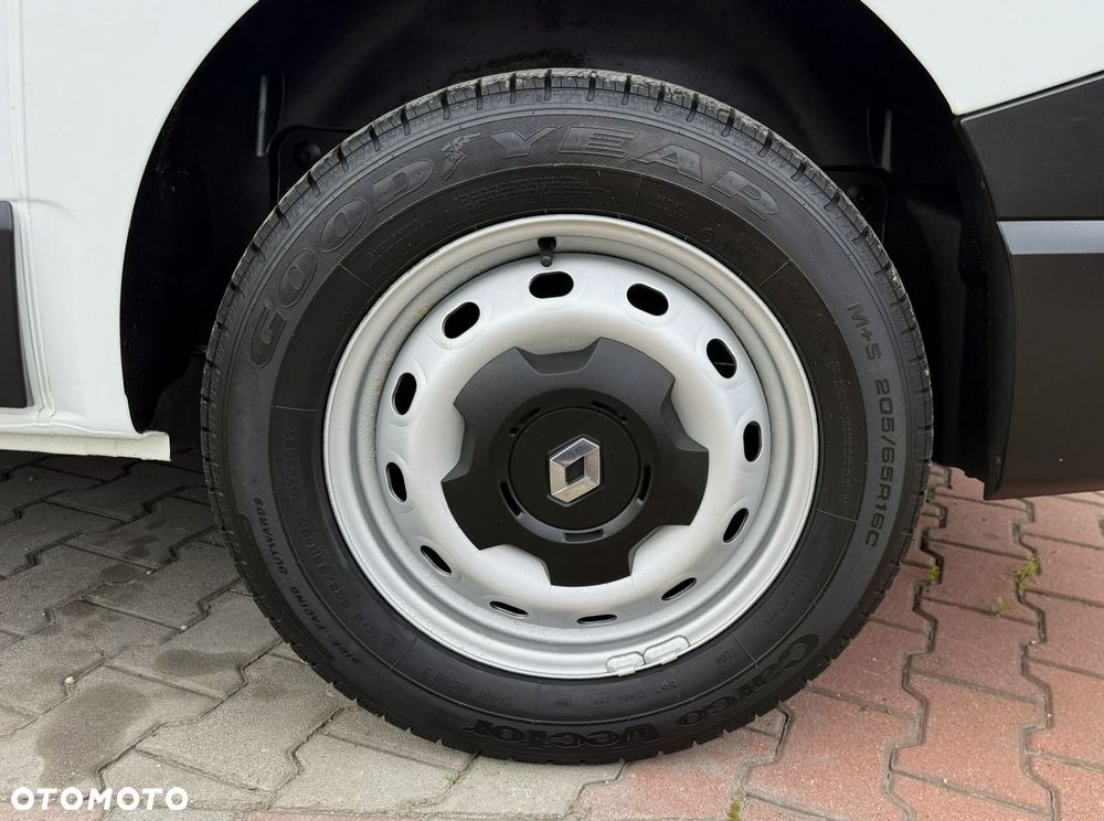 Renault Trafic - 11