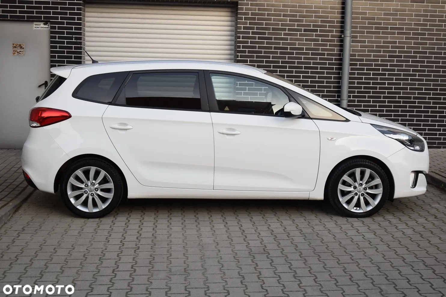 Kia Carens 1.7 CRDi 141 ISG Dream-Team Edition - 3