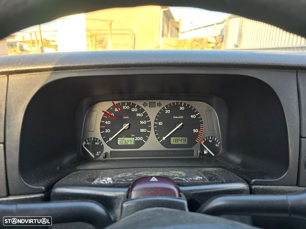 VW Golf 1.9 D CL - 8