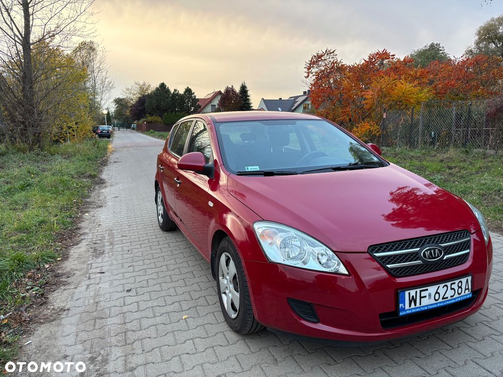 Kia Ceed 1.4 Comfort + - 3