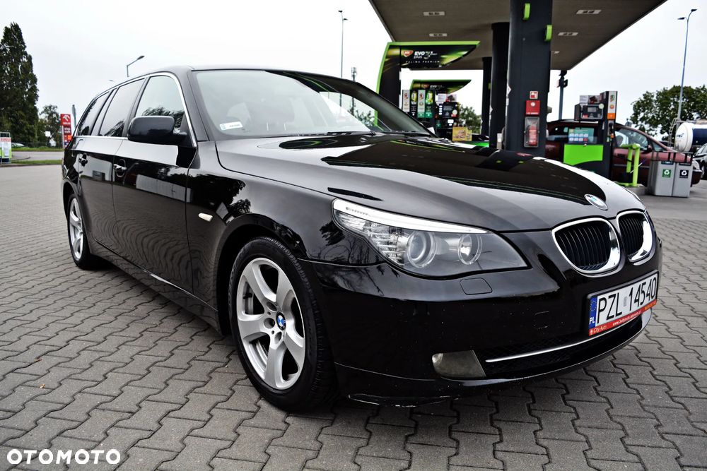 BMW Seria 5 520d Touring - 12