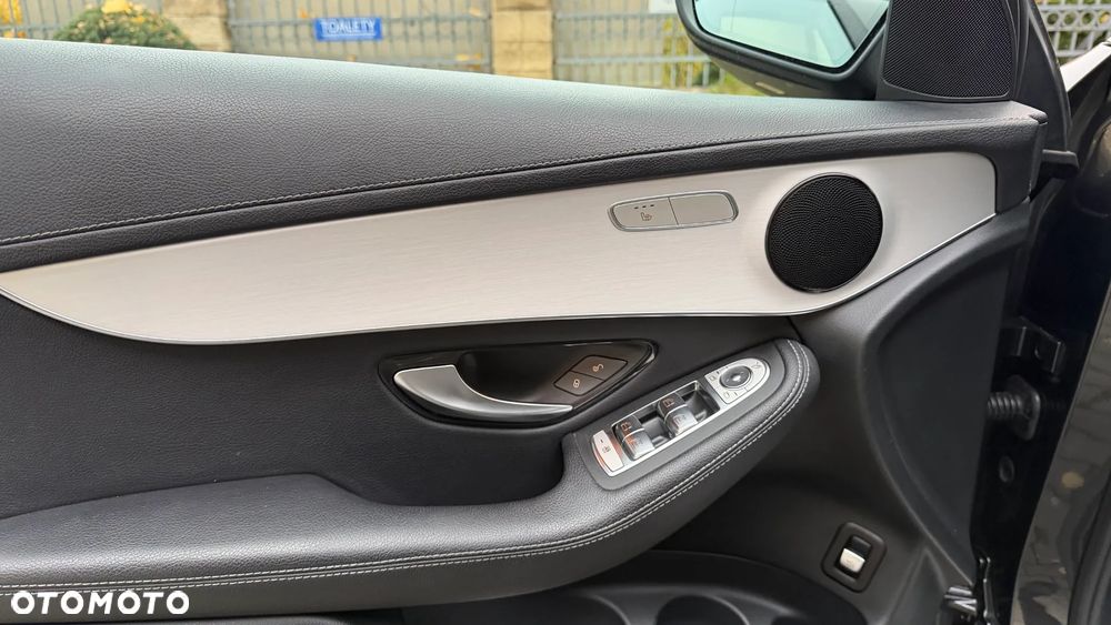 Mercedes-Benz GLC - 16