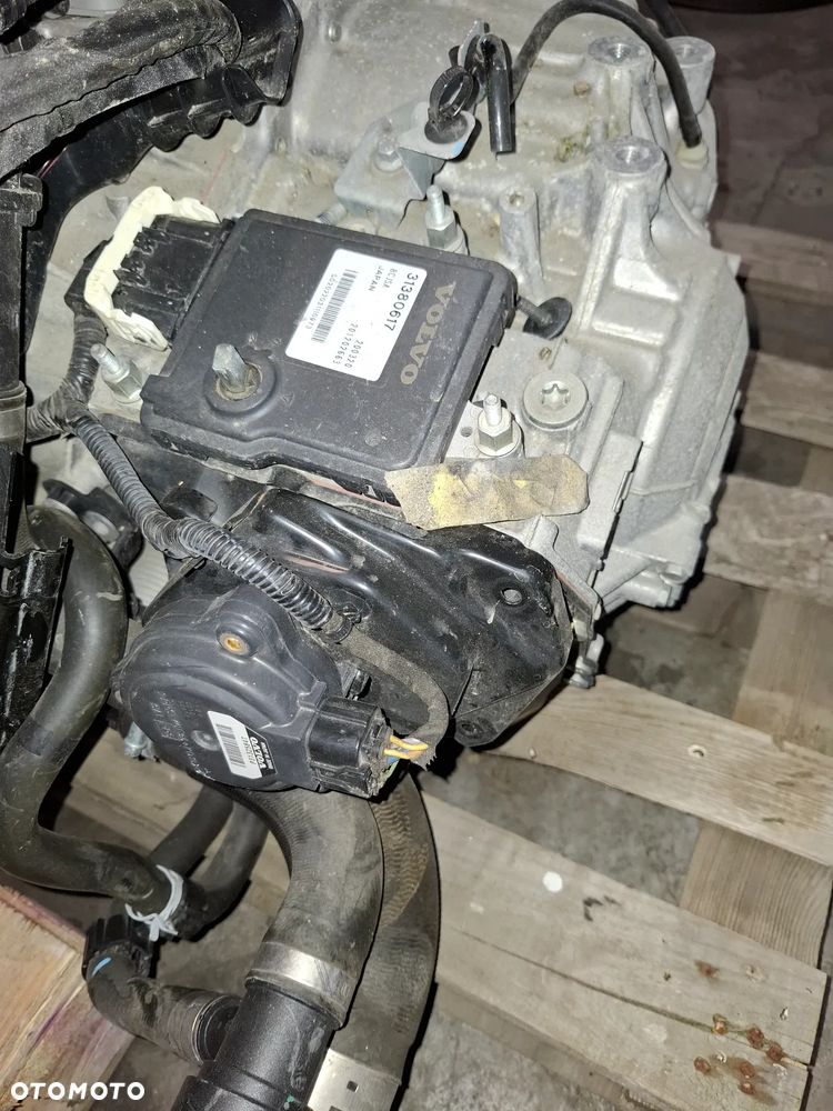 VOLVO  2.0  SKRZYNIA BIEGÓW 1285368 TG-81SC - 3