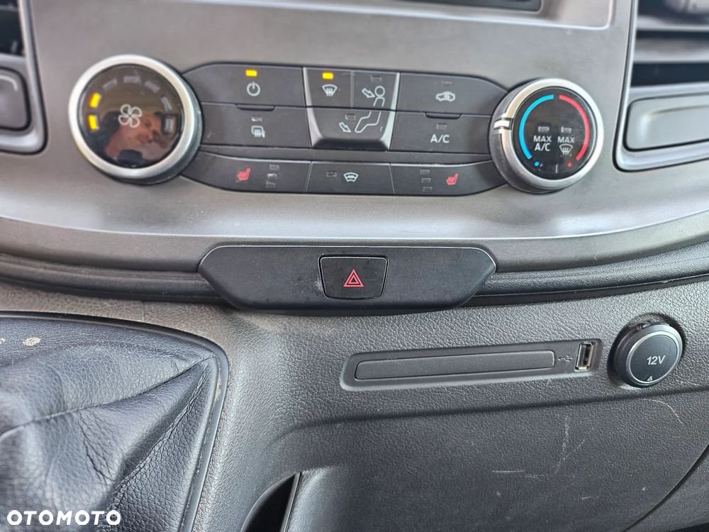 Ford Transit custom - 13