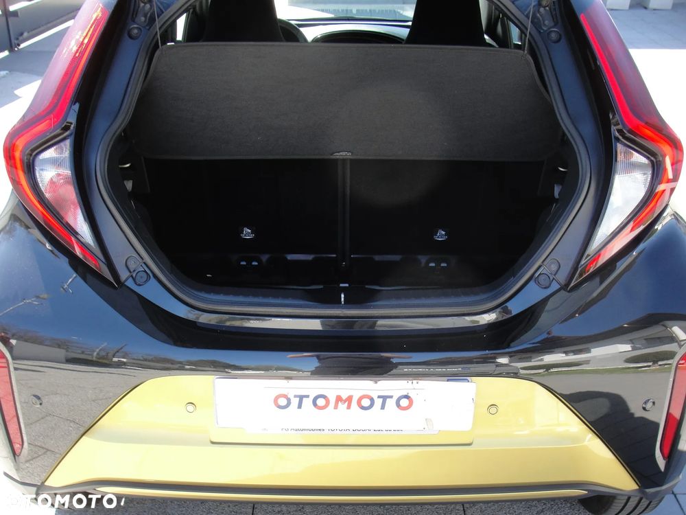Toyota Aygo X x-shift x-clusive Style Selection - 27