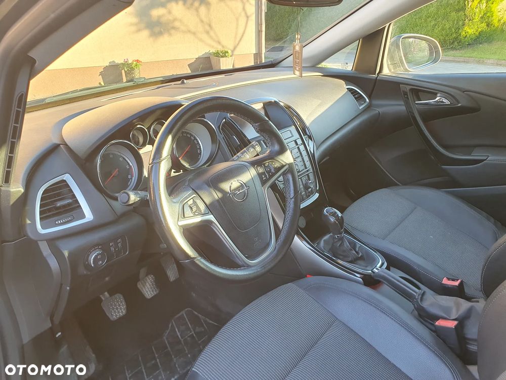 Opel Astra 1.6 CDTI Cosmo - 15