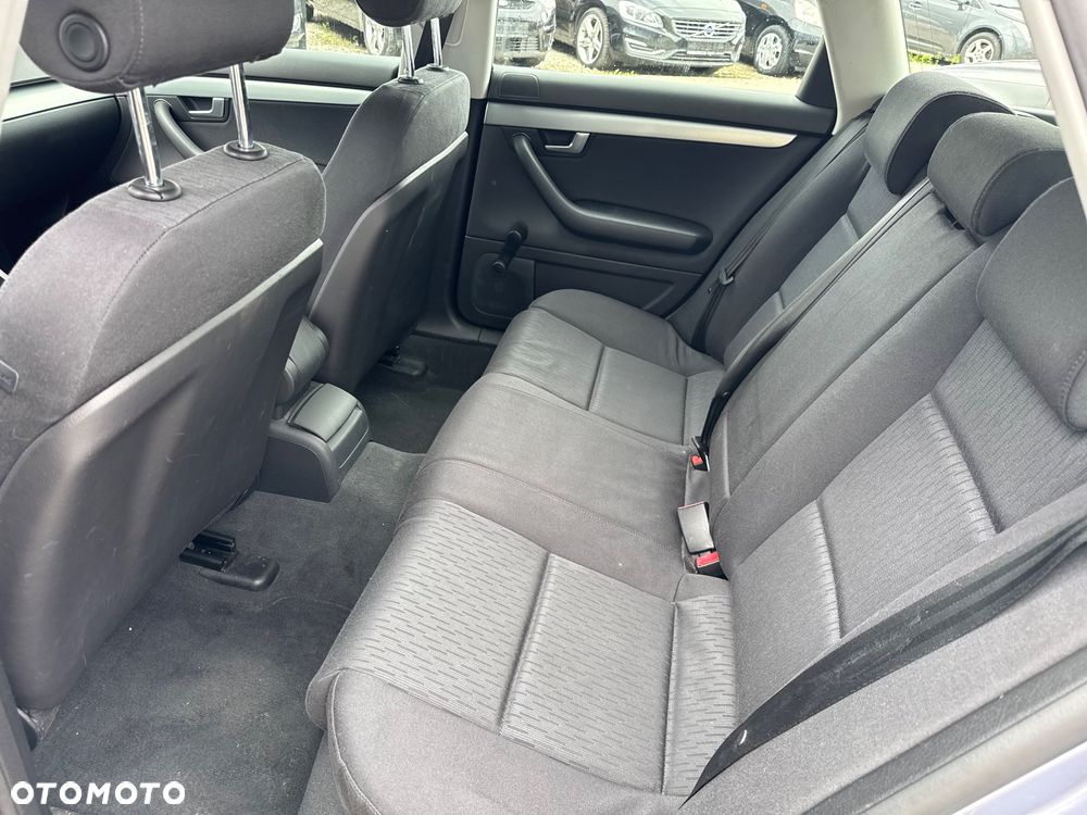 Audi A4 Avant - 6