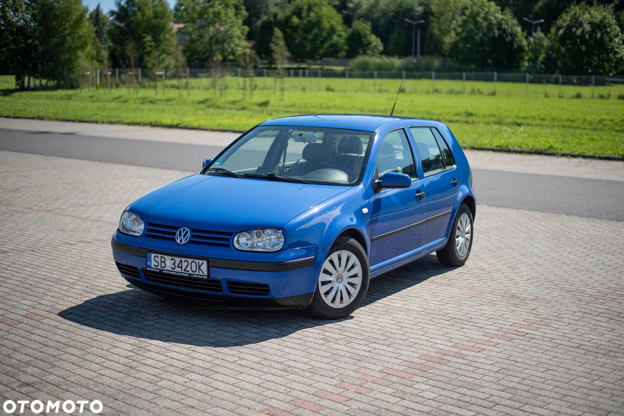 Volkswagen Golf IV 1.4 16V Comfortline - 1