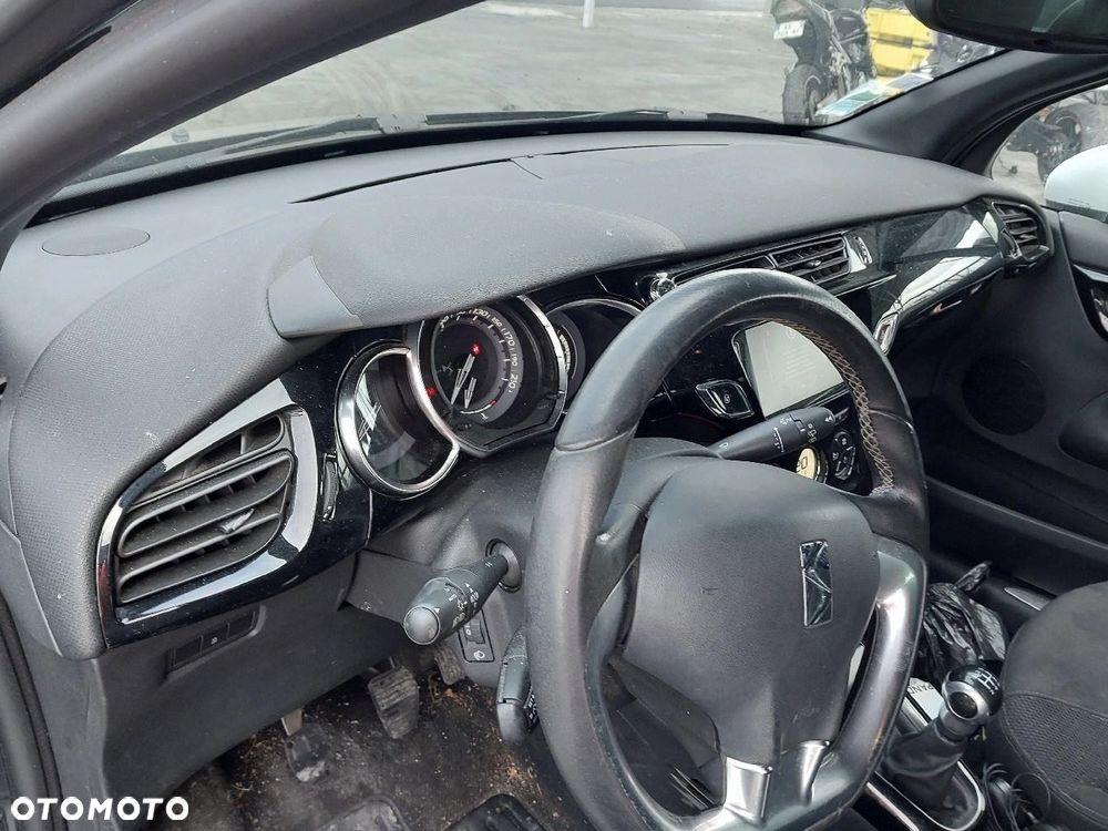 DS Automobiles DS 3 - 5