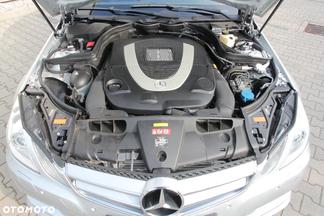 Mercedes-Benz Klasa E - 27