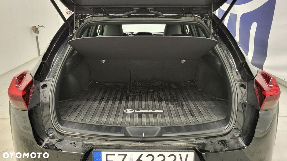 Lexus UX - 20