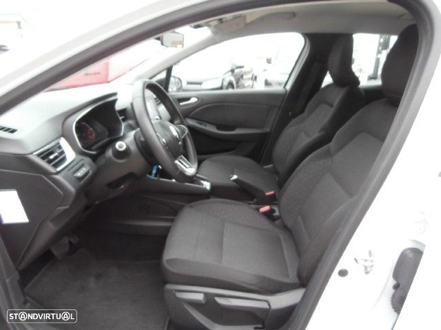 Renault Clio 1.6 E-Tech Full Hybrid Techno - 11
