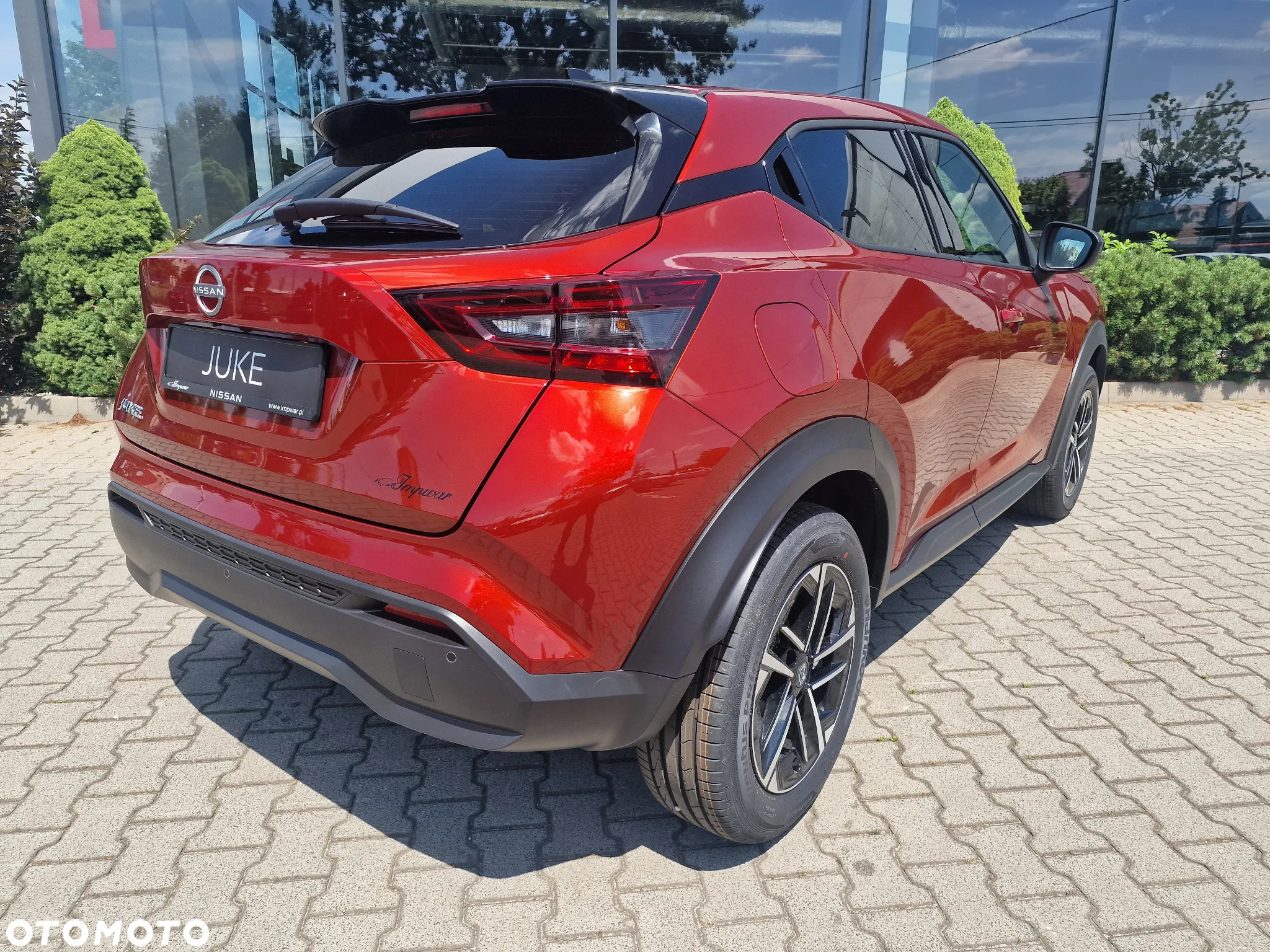 Nissan Juke 1.0 DIG-T N-Connecta DCT - 4