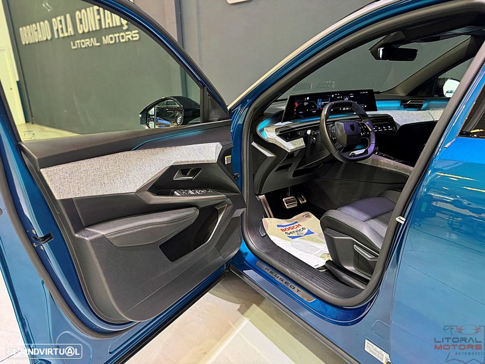 Peugeot 5008 Hybrid 145 e-DSC6 GT - 14