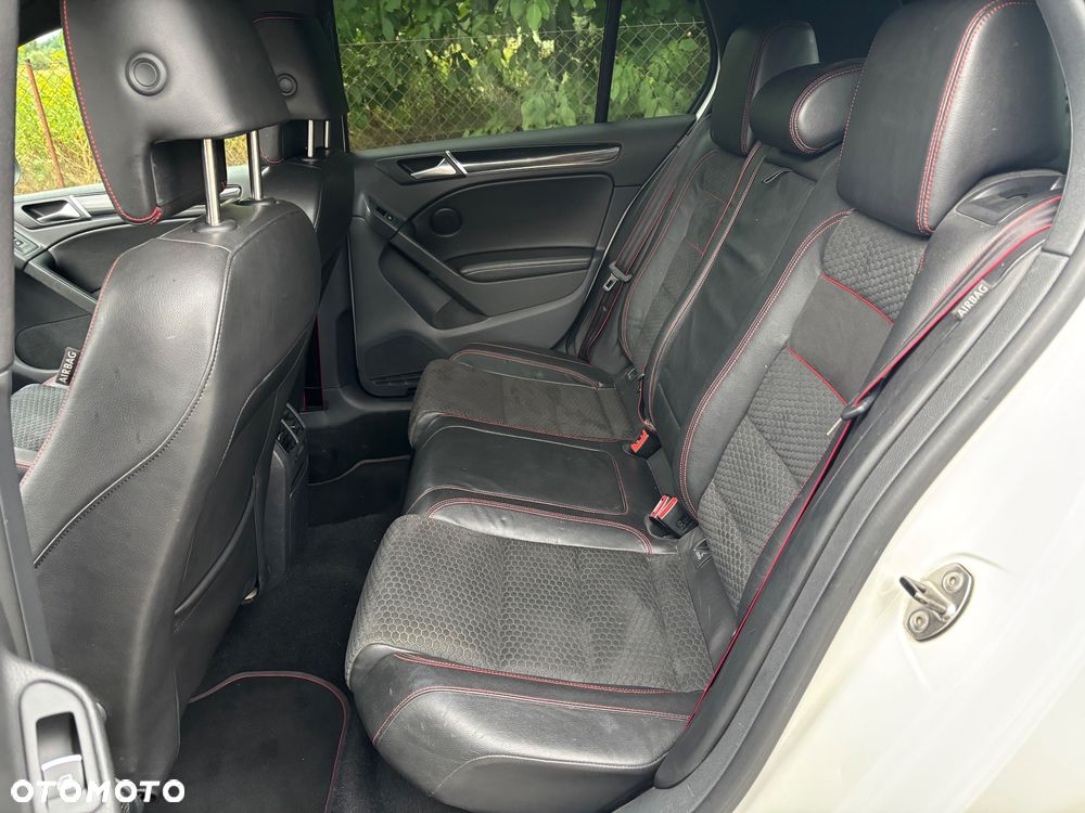 Volkswagen Golf 2.0 TSI GTI 35 DSG - 30