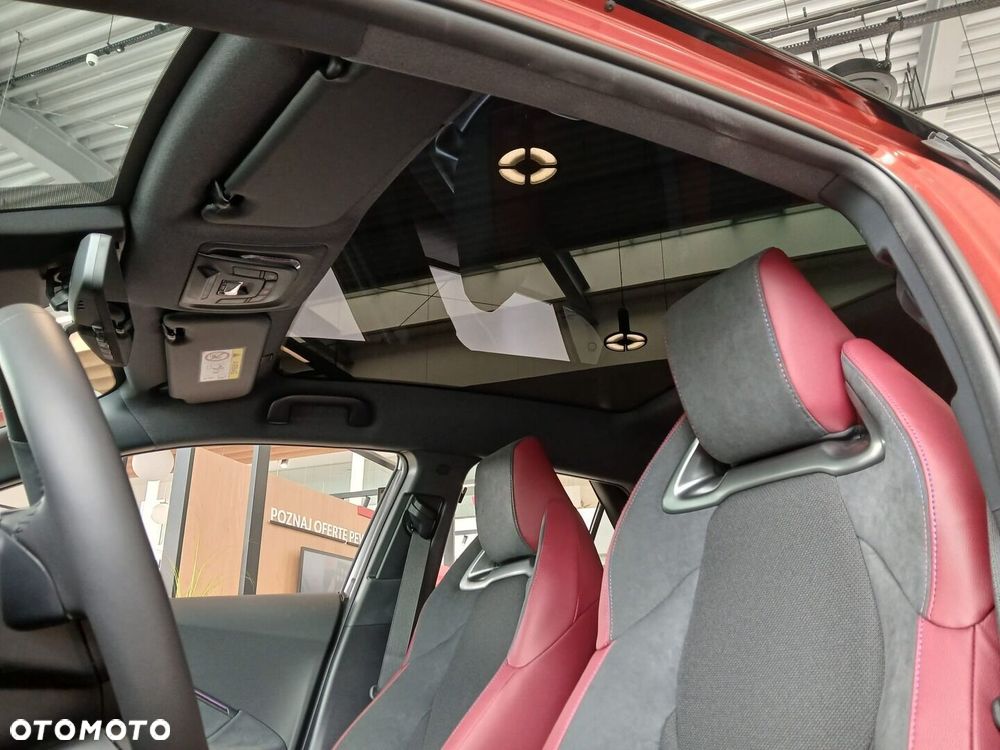 Toyota C-HR - 16
