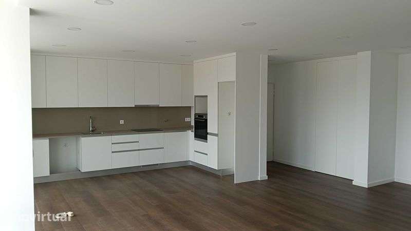 Vende-se Apartamento T3 - Grande imagem: 2/12