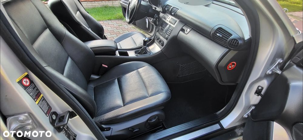 Mercedes-Benz Klasa C 200 Kompressor Avantgarde Sport Edition - 7