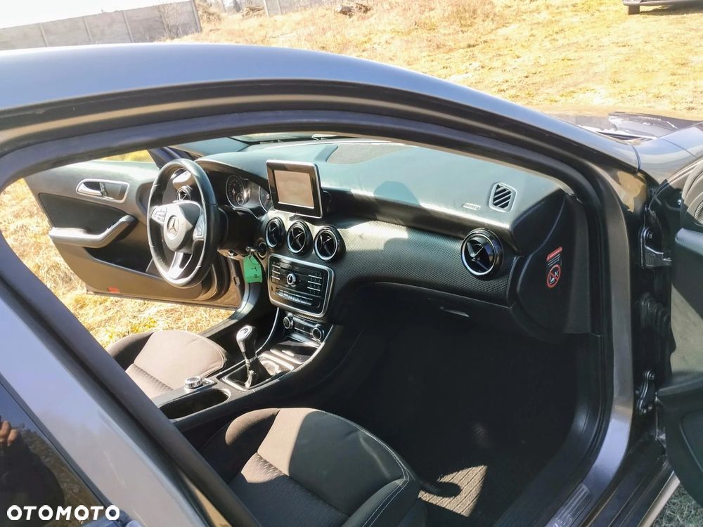 Mercedes-Benz Klasa A 160 d Urban - 22