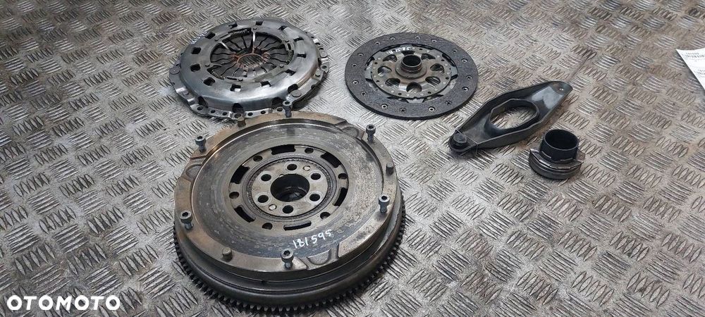 KOŁO DWUMASOWE TARCZA DOCISK ŁOŻYSKO OPOROWE BMW E46 318i BMW N46 - 1