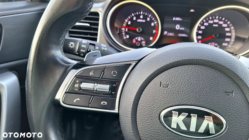 Kia Ceed 1.4 T-GDI M DCT - 16