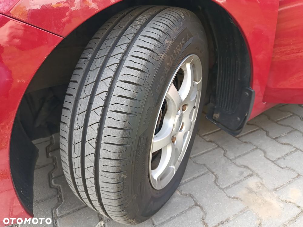 Hyundai i30 1.6 Classic + - 6