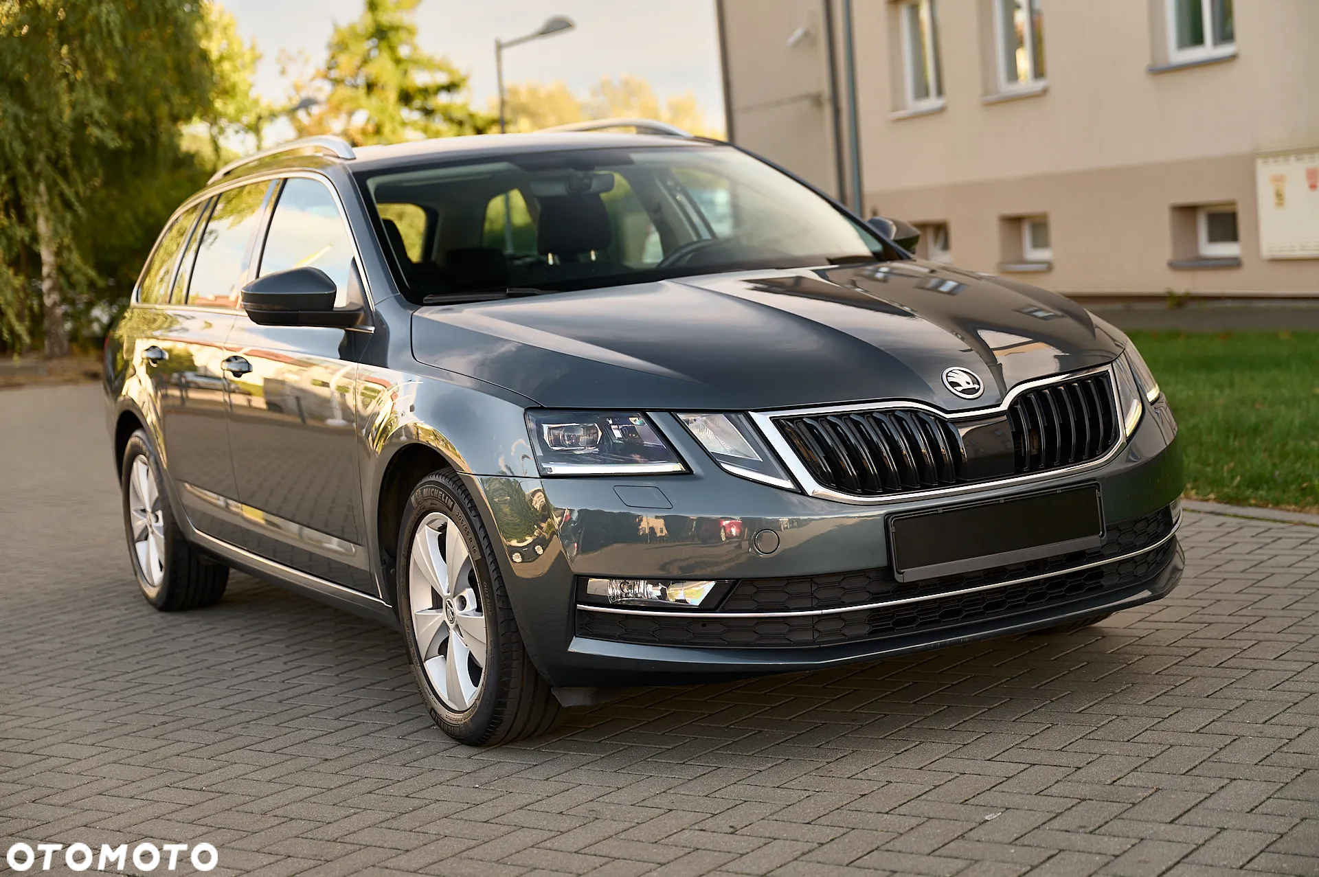 Skoda Octavia Combi 1.6 TDI DSG Ambition - 12