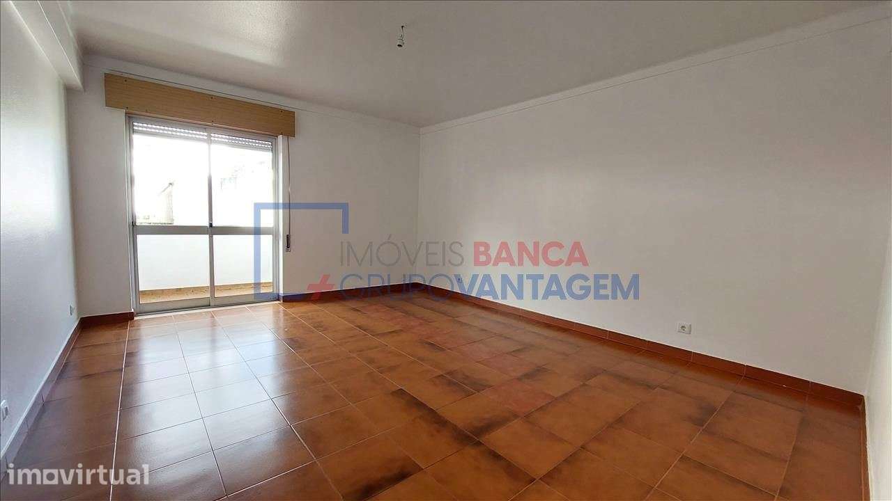 Apartamento T3 de 91 m² em Algueirão-Mem Martins, Sintra - Grande imagem: 4/15