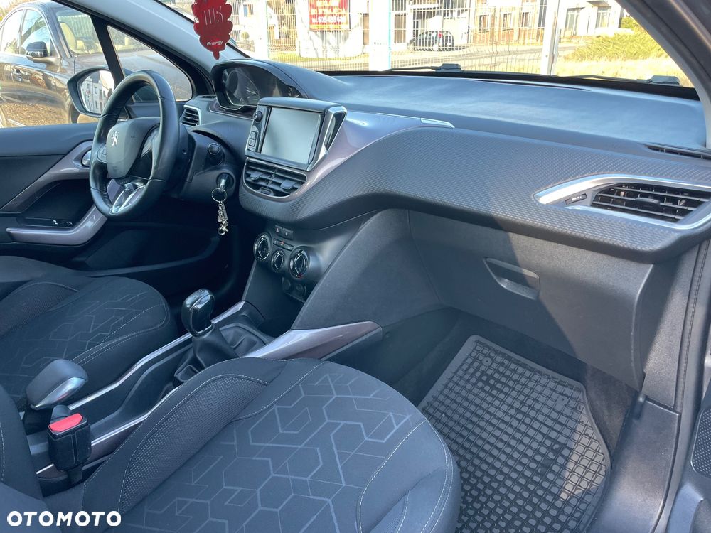 Peugeot 2008 e-HDi FAP 92 STOP & START Active - 20
