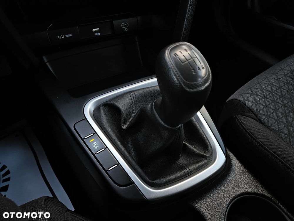 Kia Ceed 1.5 T-GDI S - 37