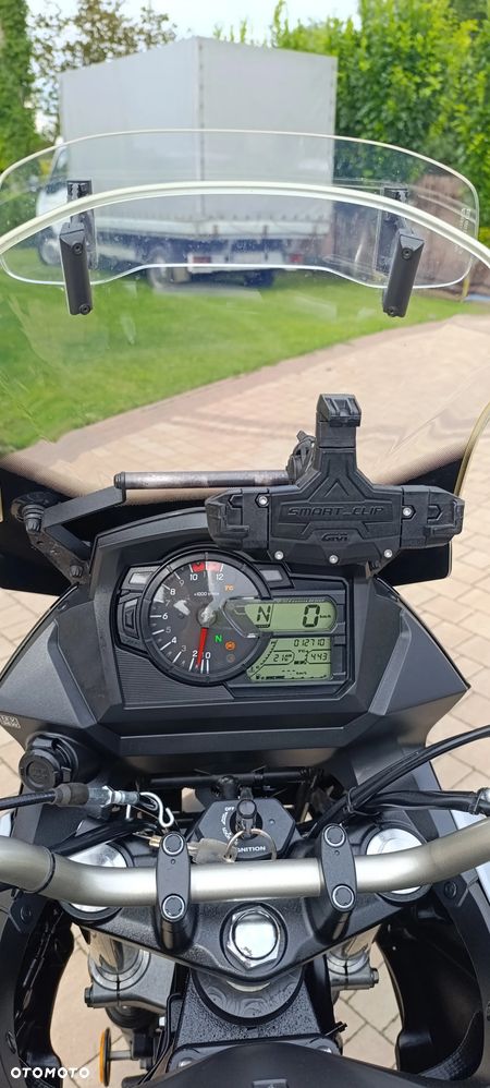 Suzuki V-STROM - 13
