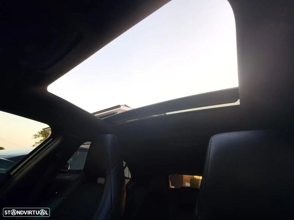 Mercedes-Benz A 220 d 7G-DCT AMG Line - 23
