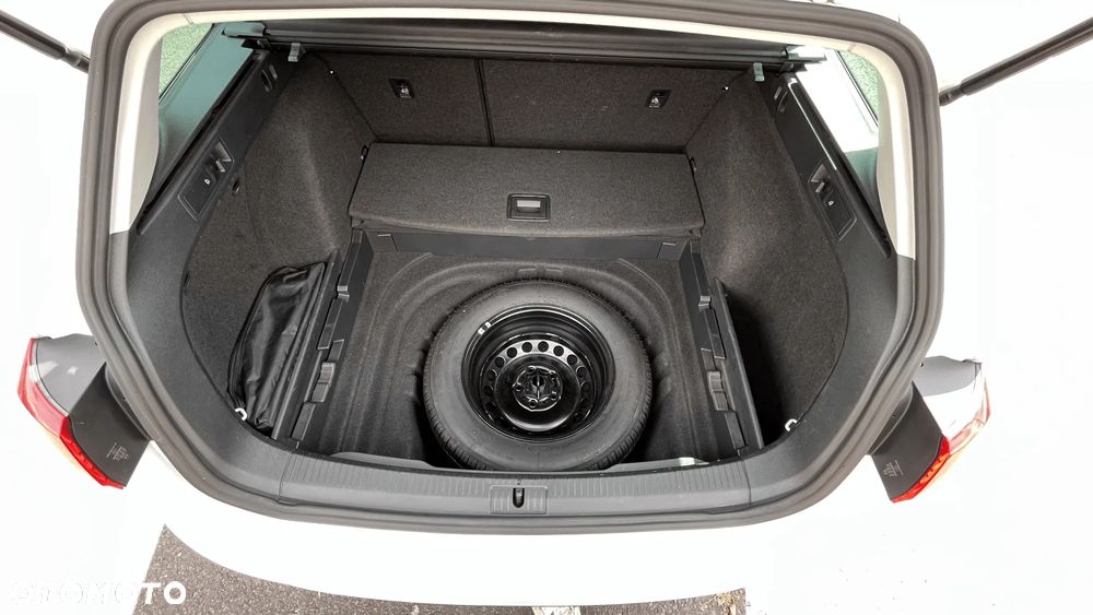 Volkswagen Golf 1.4 TSI BMT Comfortline - 30