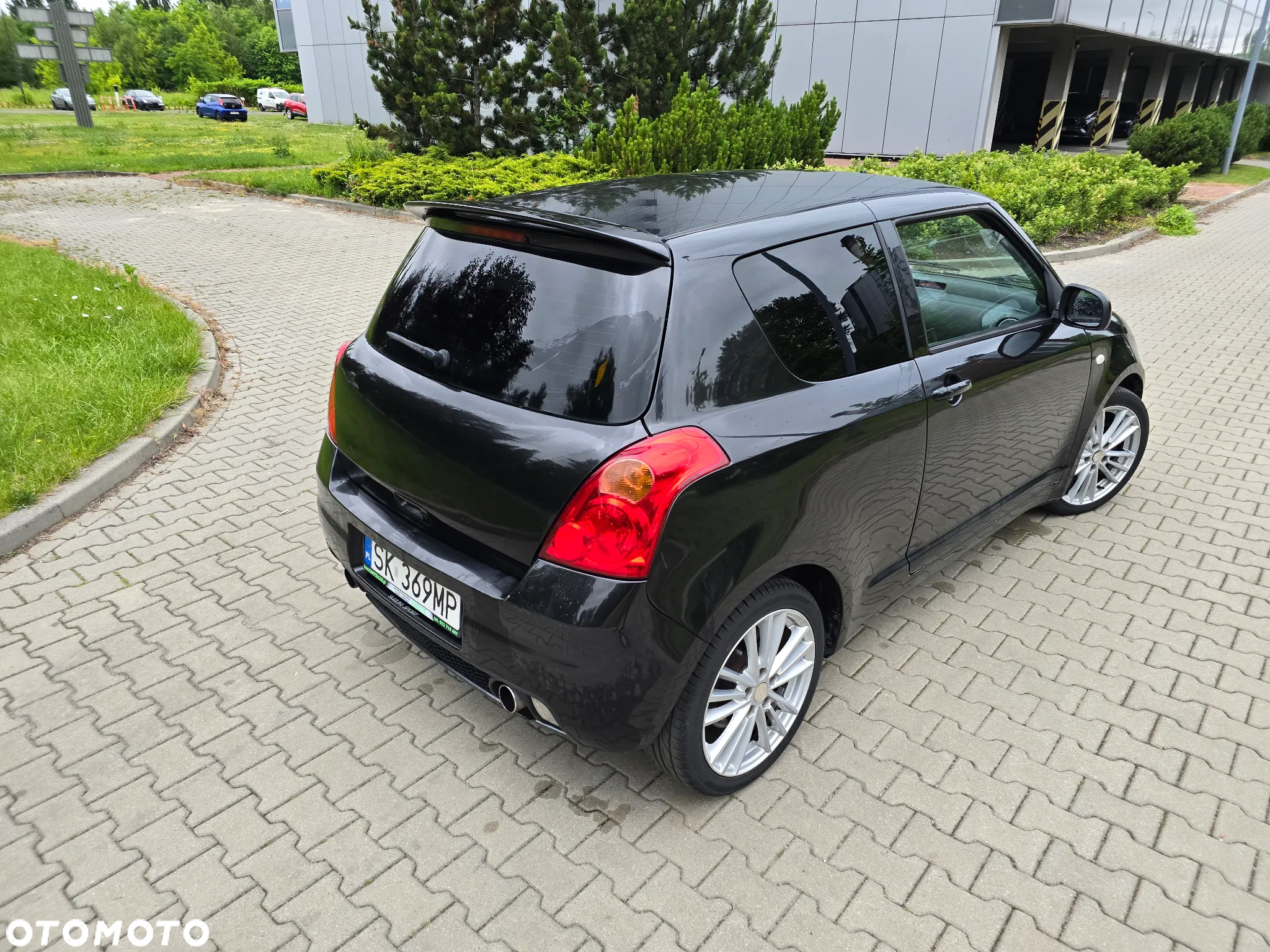 Suzuki Swift 1.6 Sport - 12