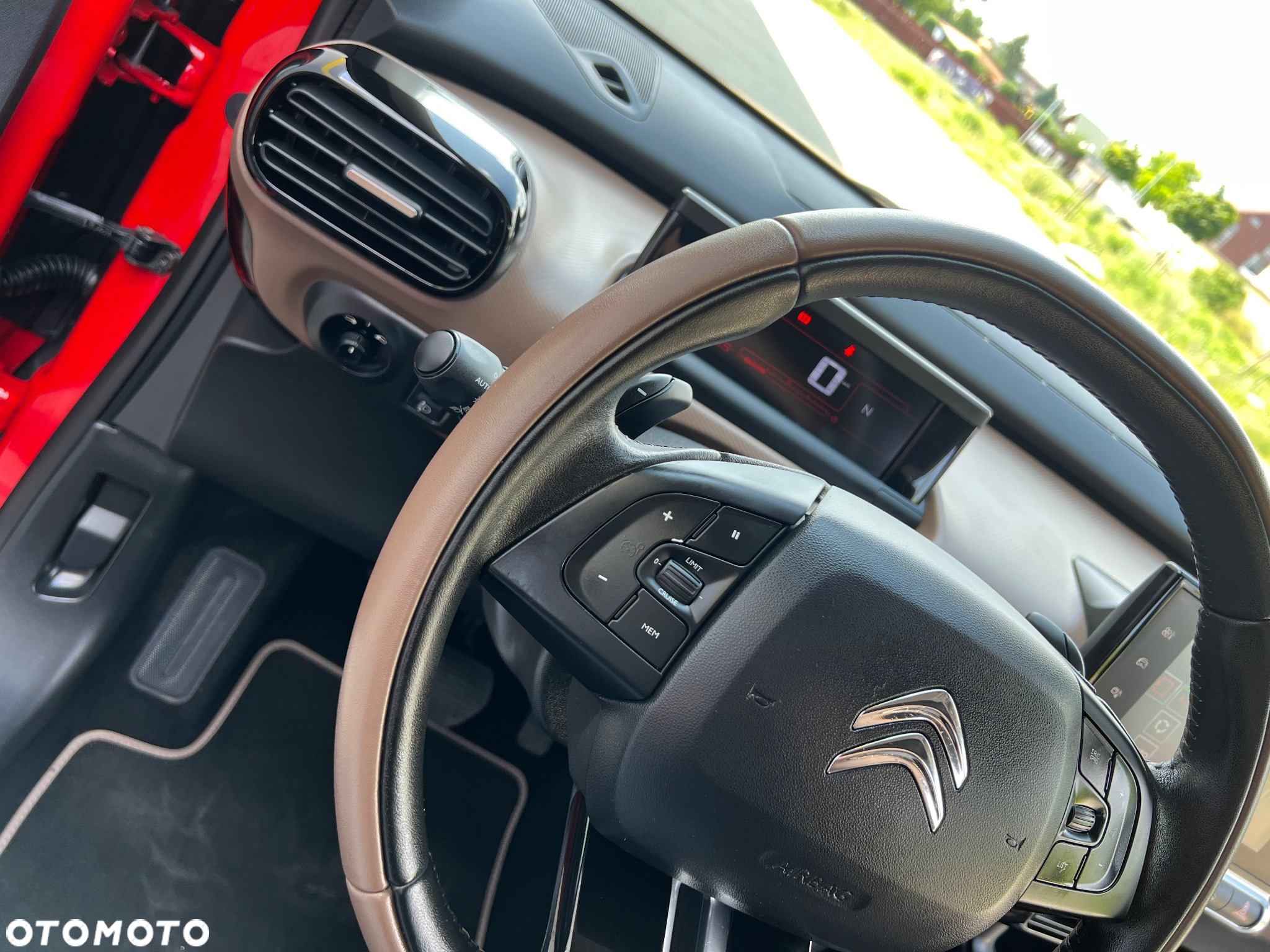 Citroën C4 Cactus 1.2 PureTech Shine Edition S&S ETG - 35