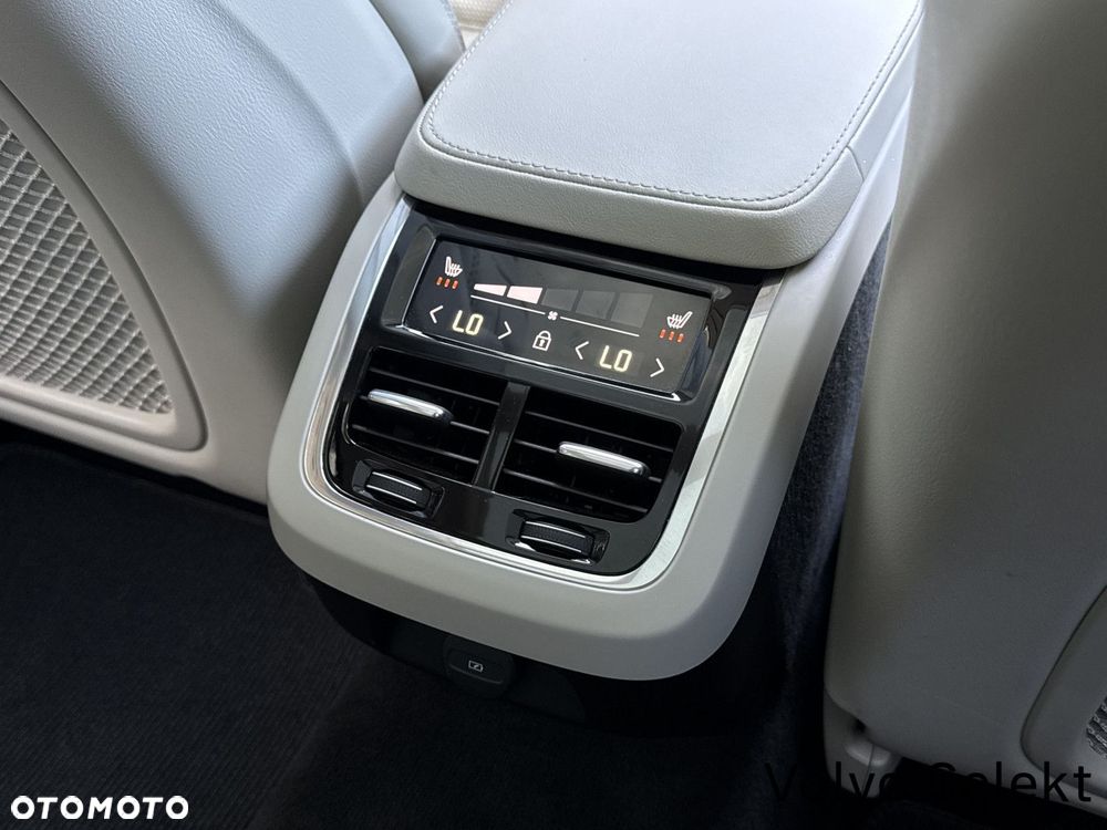 Volvo V90 Cross Country - 15