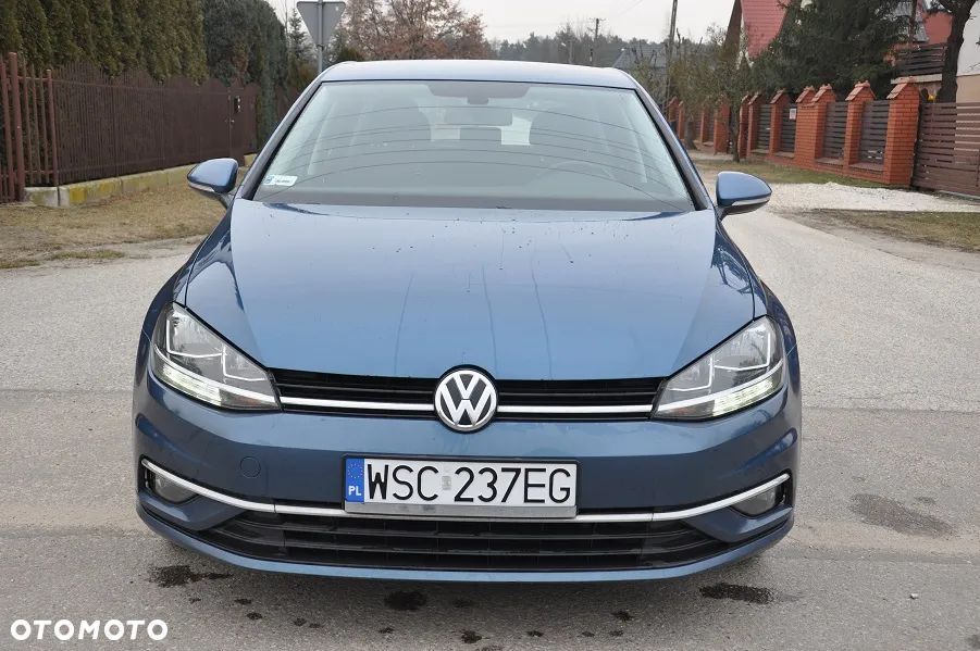 Volkswagen Golf - 9