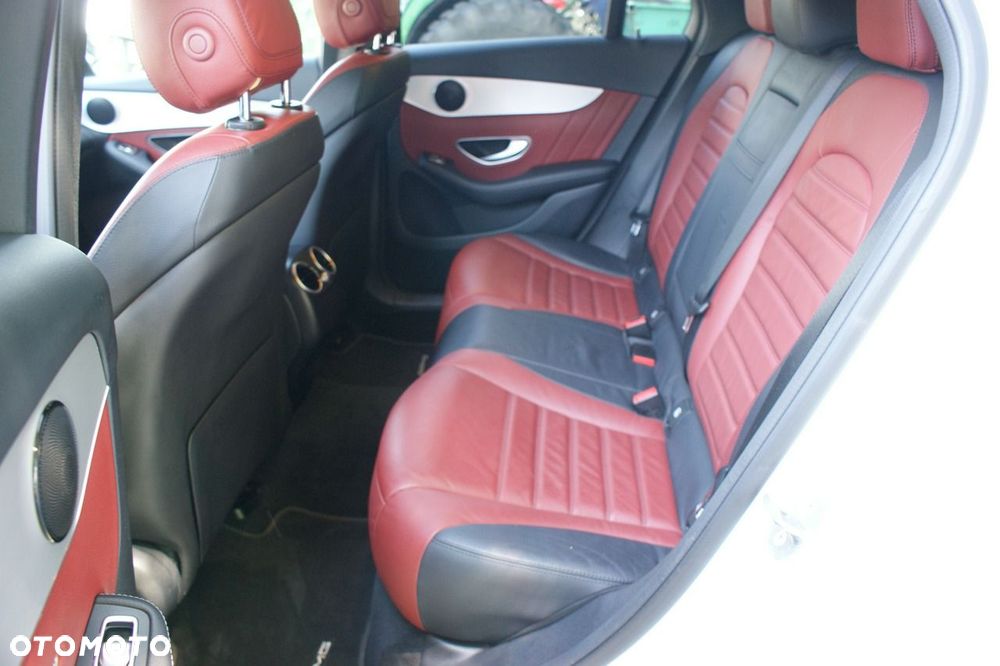 Mercedes-Benz GLC - 18