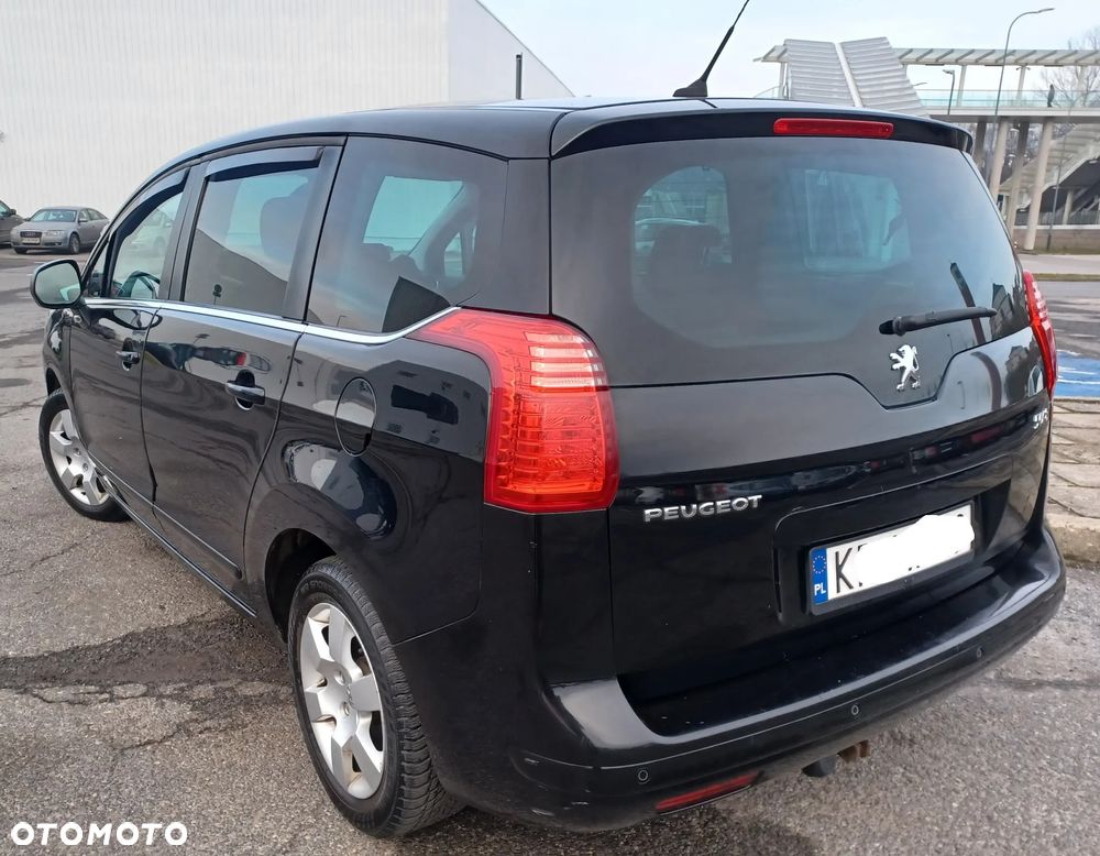 Peugeot 5008 HDI FAP 150 Family - 4