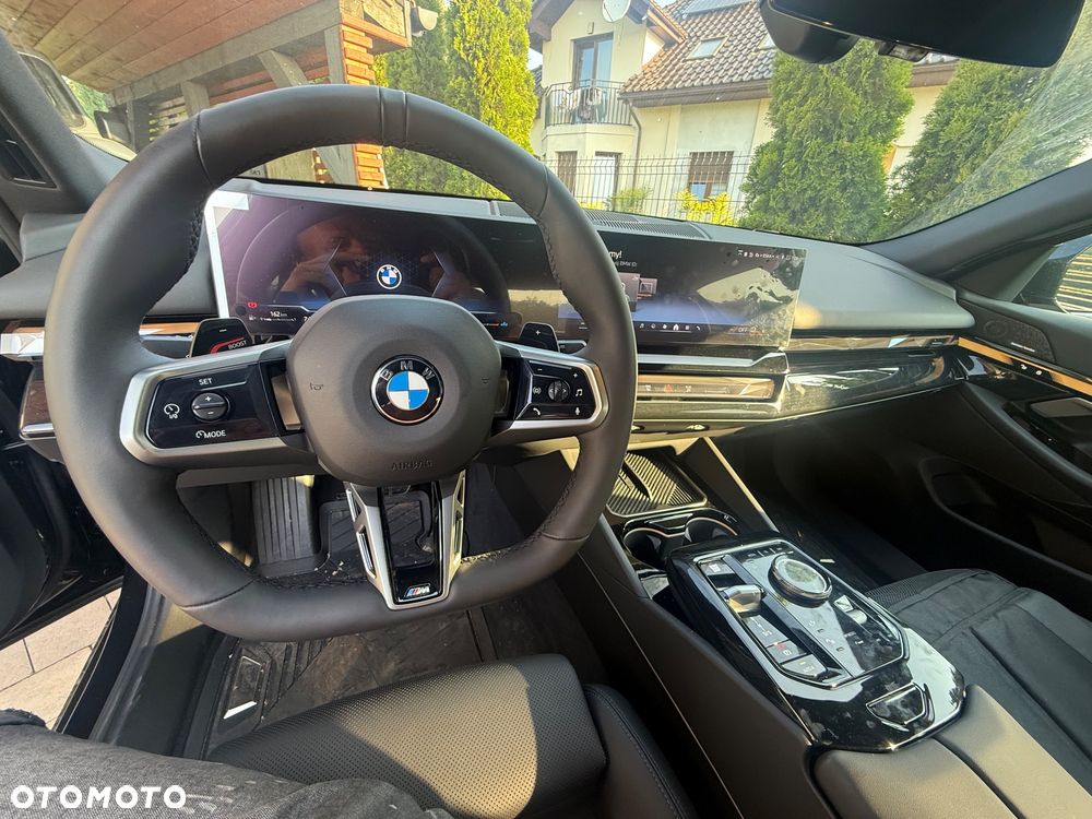 BMW Seria 5 520d xDrive mHEV M Sport - 18