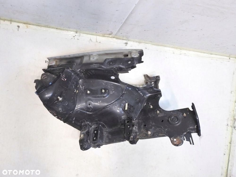 PODŁUŻNICA LEWY PRZÓD LY9B AUDI A3 8P - 6