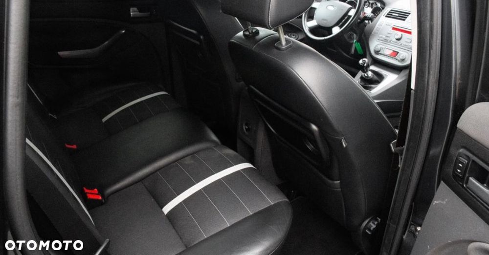 Ford Kuga 2.0 TDCi Titanium S - 13