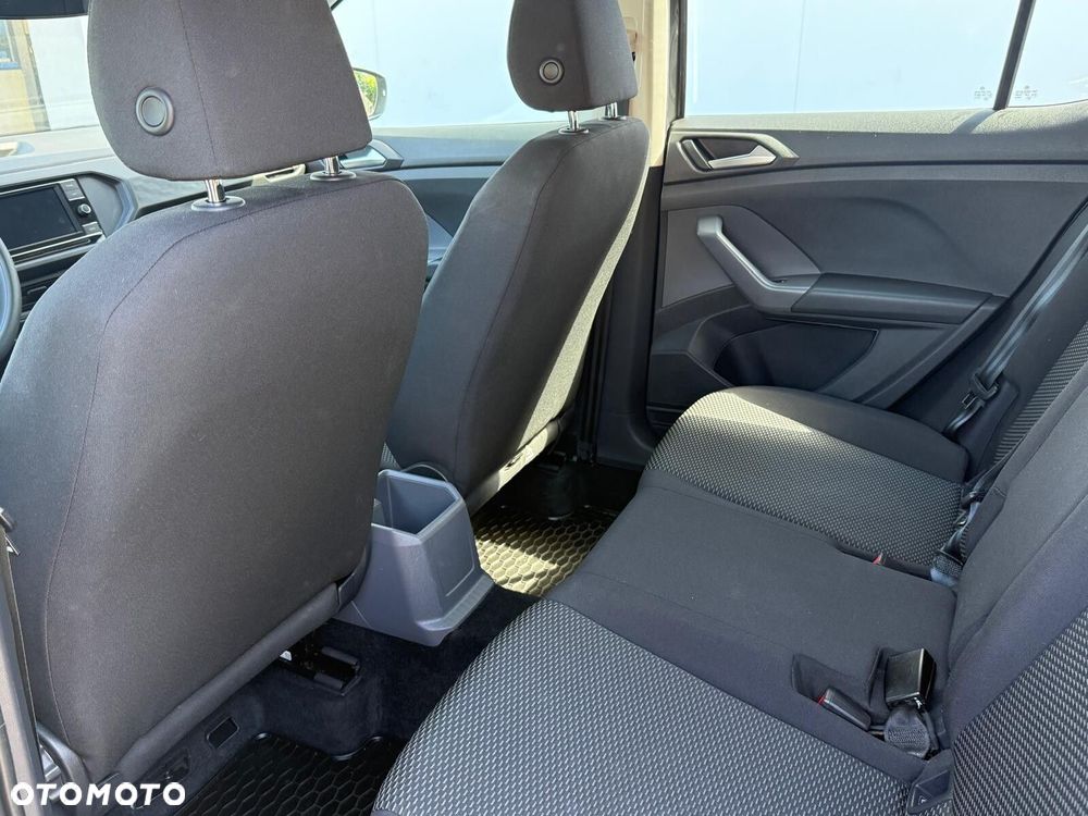 Volkswagen T-Cross - 14