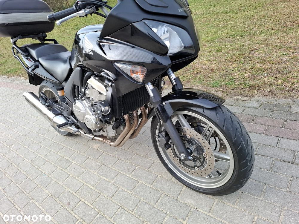 Honda CBF - 12
