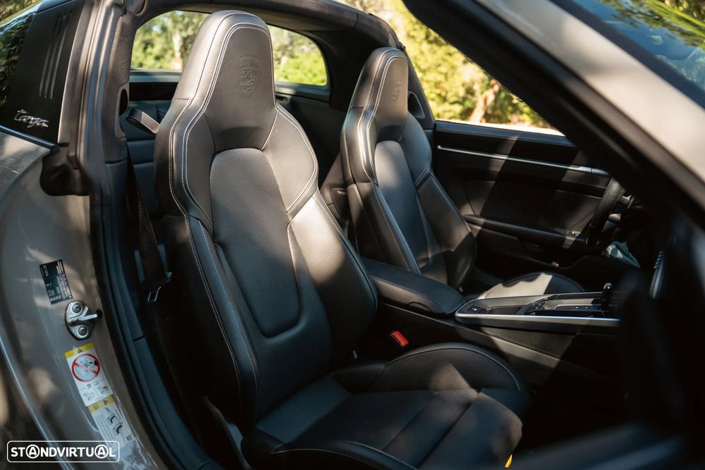 Porsche 911 (992) - 53