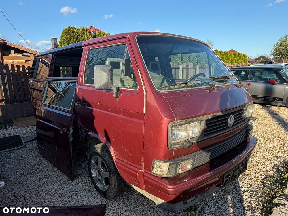 Volkswagen Transporter - 2